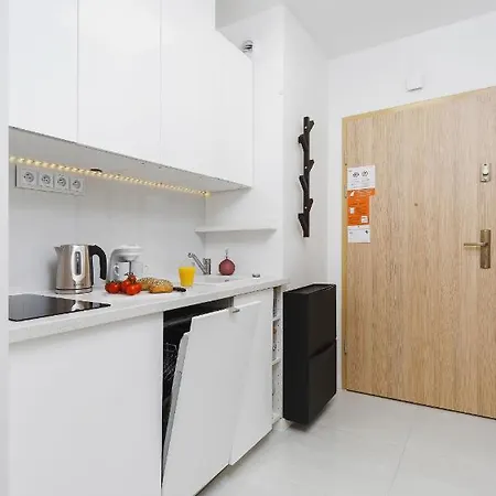 Lea By Renters *